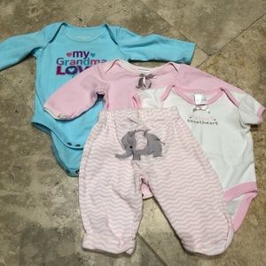 Size 0-3 month bundle